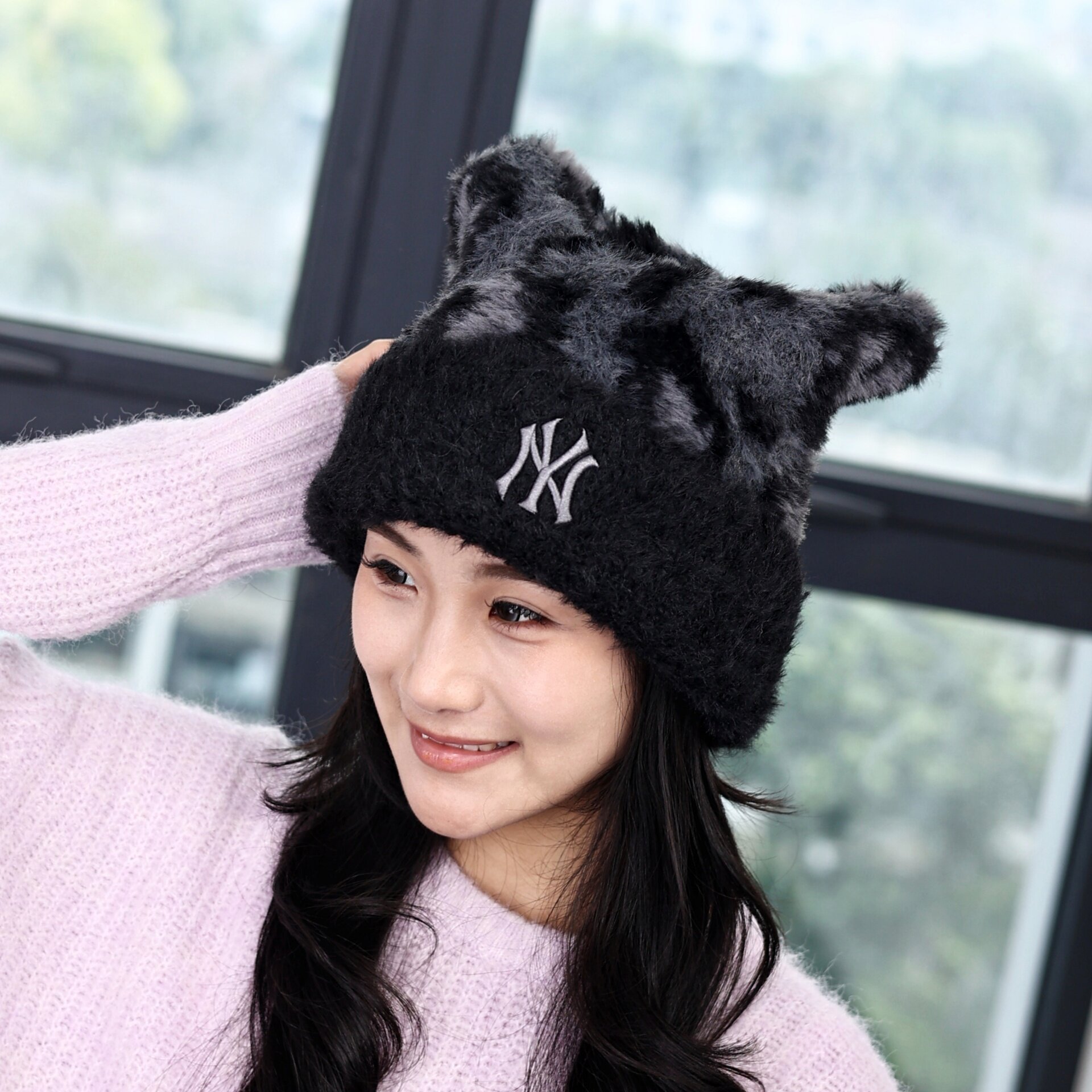MLB男女同款猫耳保暖毛绒帽