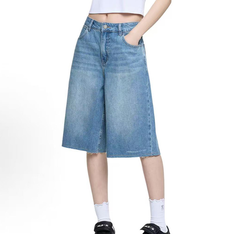 美职棒女款春夏季破洞牛仔裤短裤