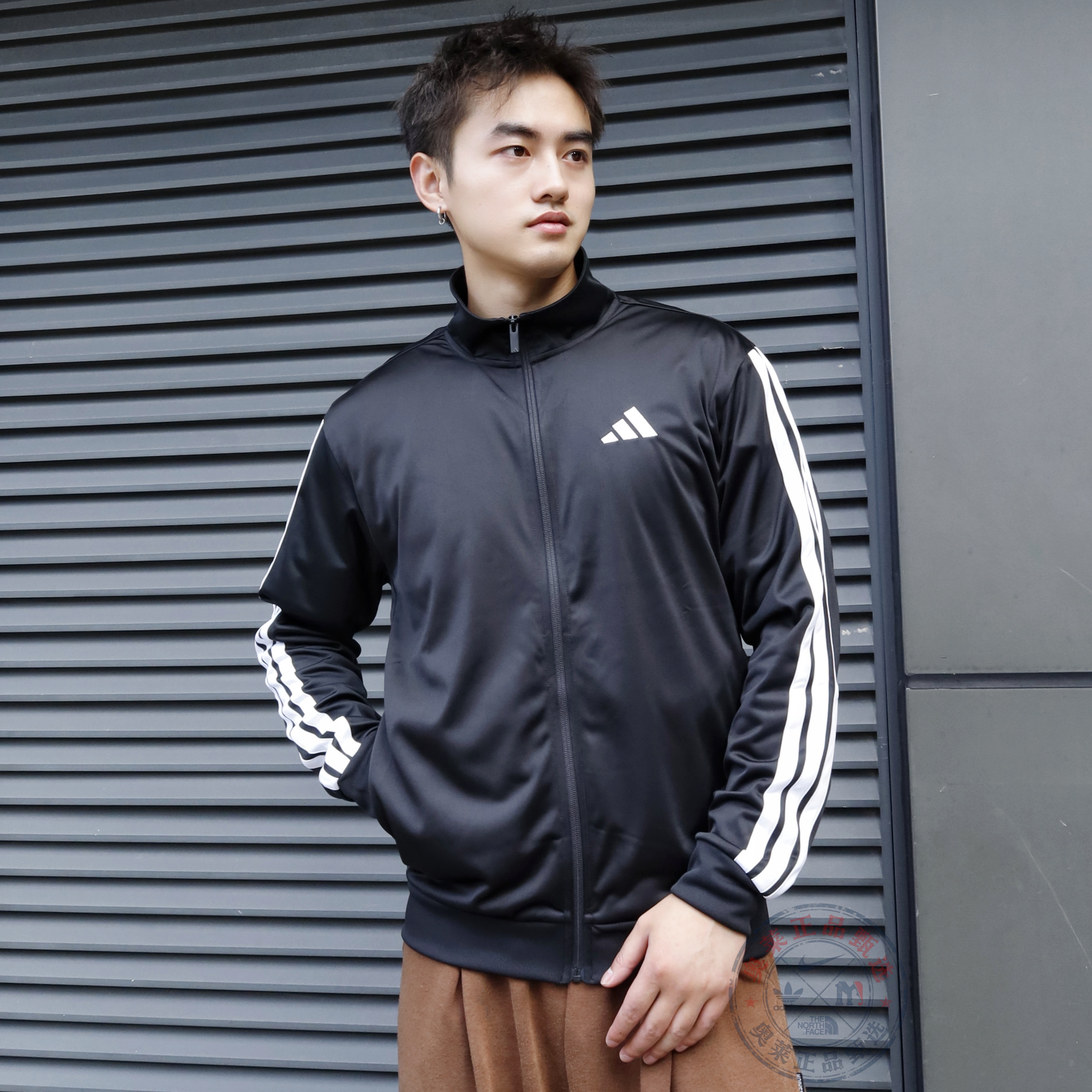 阿迪达斯男子运动夹克外套秋冬款