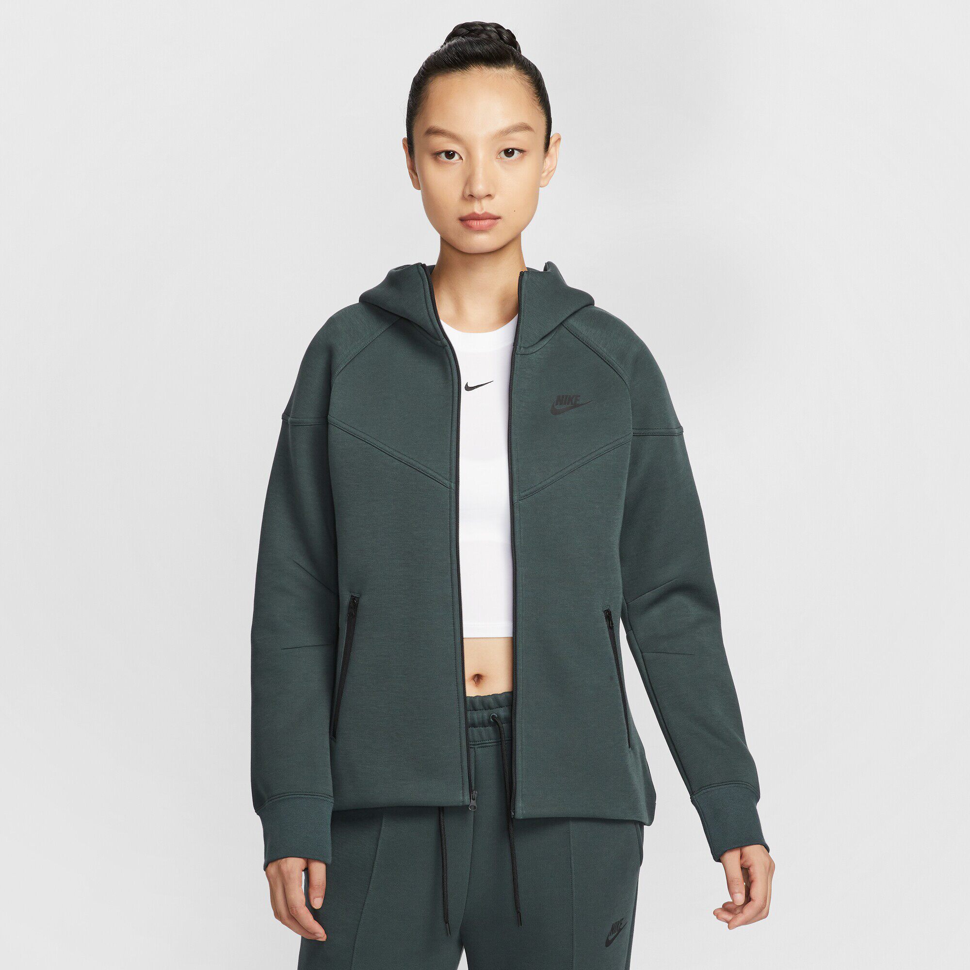 NIKE耐克女TECH FLEECE潮流百搭针织休闲连帽运动夹克外套FB8339