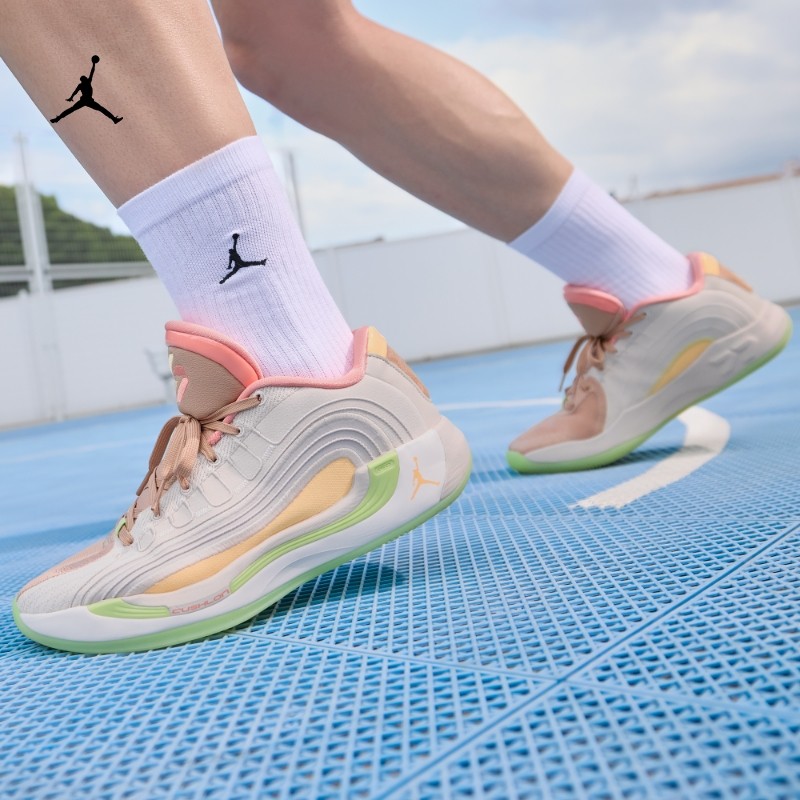 NIKE耐克男25秋冬新款JORDAN LUKA 4实战缓震篮球鞋运动鞋 IO0198