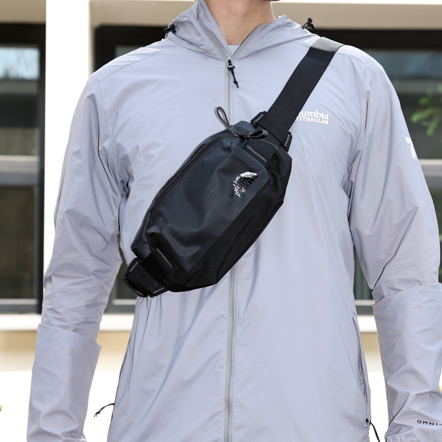 26春夏新款TheNorthFace北面男女户外通勤徒步单肩斜挎背包8GJH