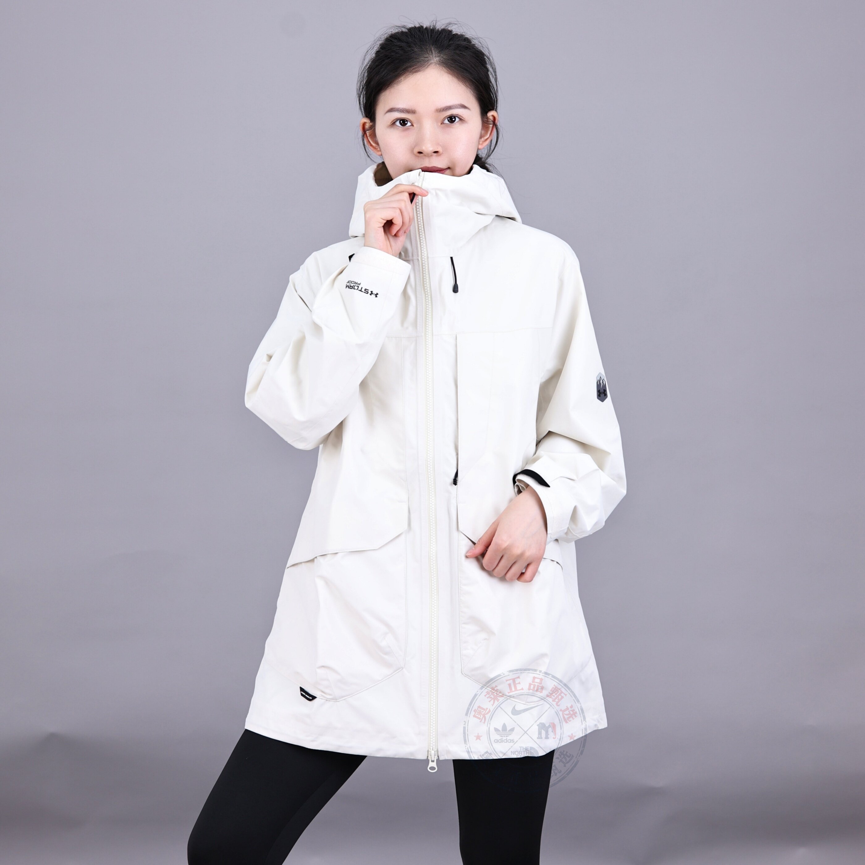 【正品】安德玛女防水冲锋衣