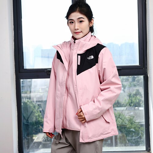 北面女士抓绒内胆三合一冲锋衣
