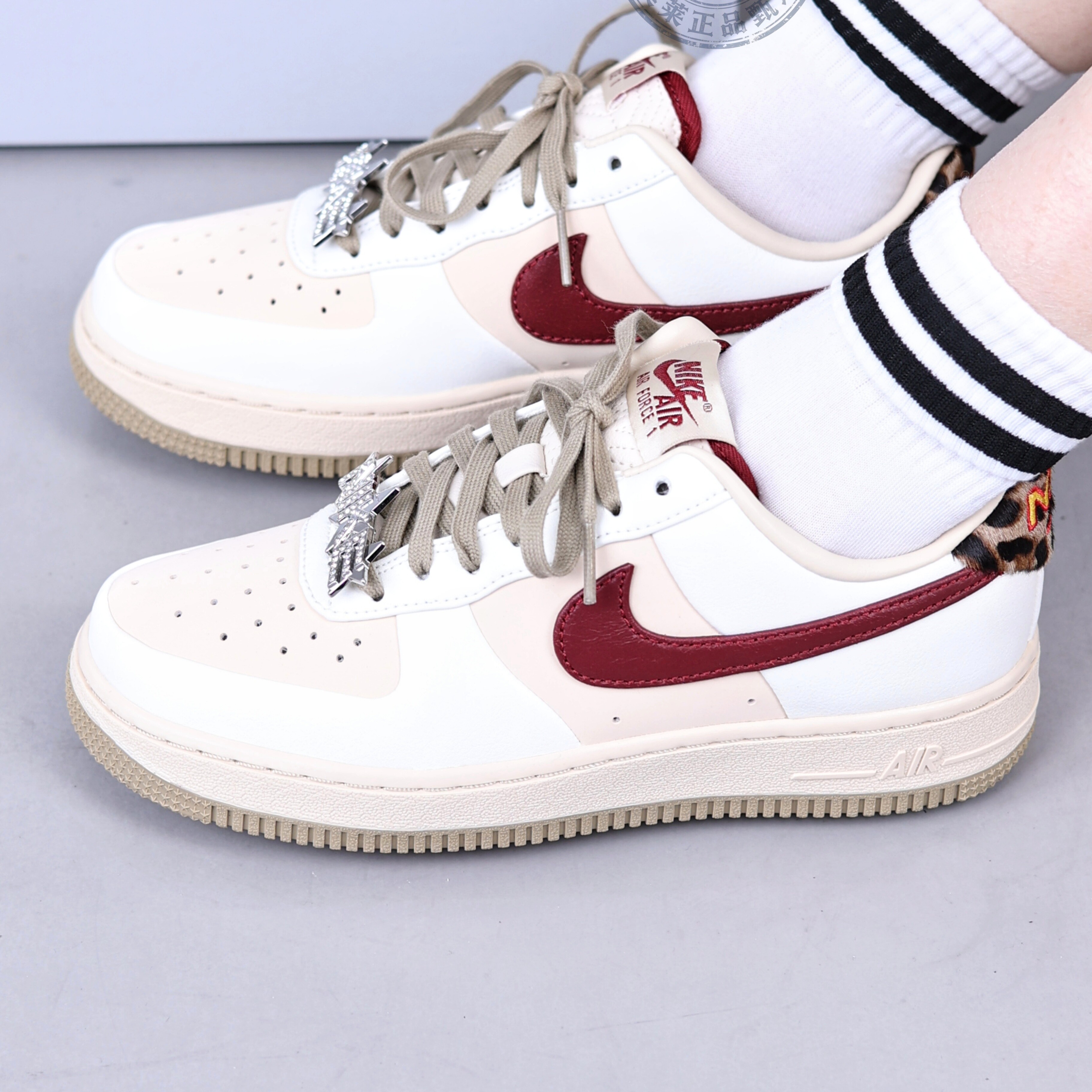 NIKE耐克板鞋女子25秋冬新款AF1空军一号运动鞋休闲鞋女鞋IM7510