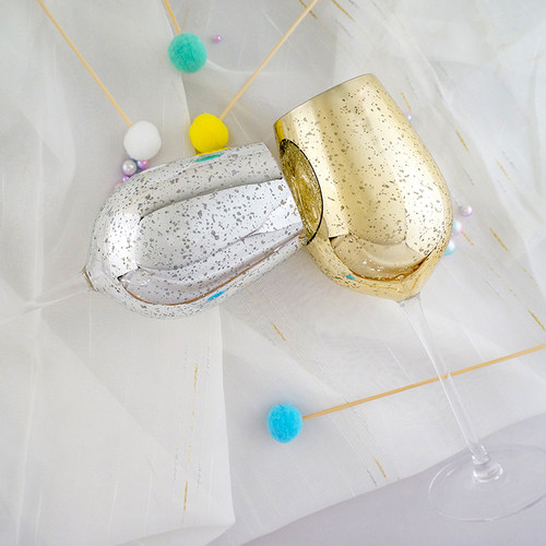 ins风星空样板间玻璃高脚杯