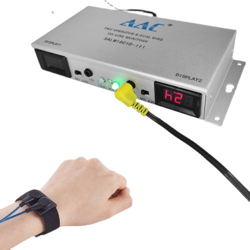 接地电阻数显式 双工位双回路防静电手腕带报警器 深圳厂家直供