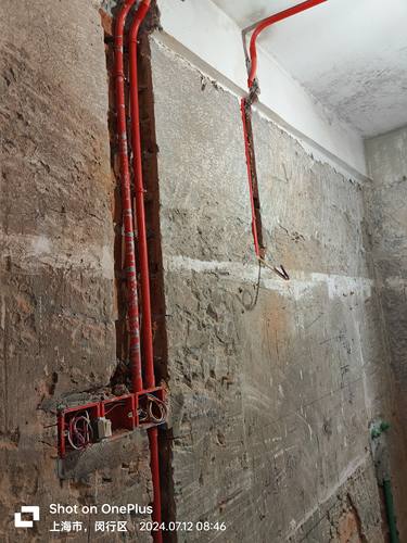 上海装修施工队木工师傅泥工水电工安装油漆工出租房翻新旧房改造