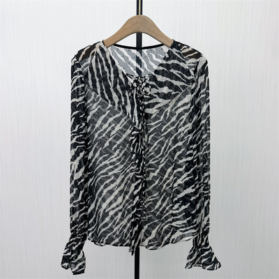 乂●2026春季新品 法式长袖衬衫女小众气质别致宽松打底上衣2185