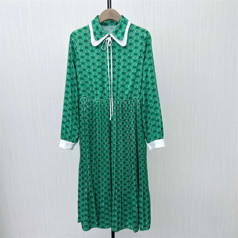 文●2025秋季新品 翻领印花连衣裙女宽松休闲减龄长袖衬衫裙096