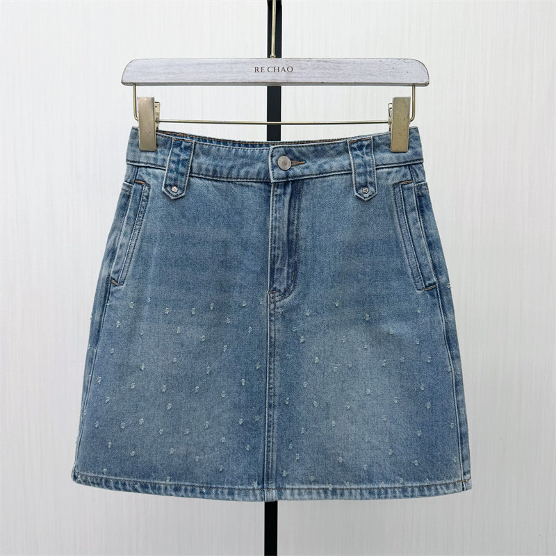 芭●2026夏季新品 牛仔半身裙女高腰显瘦休闲通勤包臀a字短裙1011