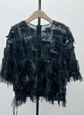 艾●2025秋季新品 镂空网纱上衣女宽松休闲百搭打底衫短袖T恤561