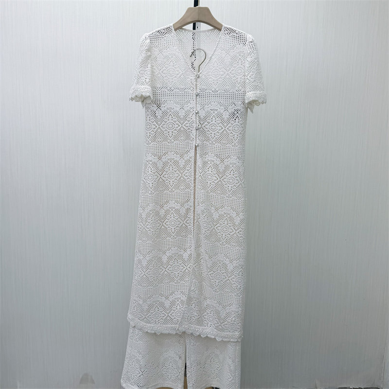 芭●2026夏季新品 镂空套装女设计感长款开衫阔腿裤两件套679