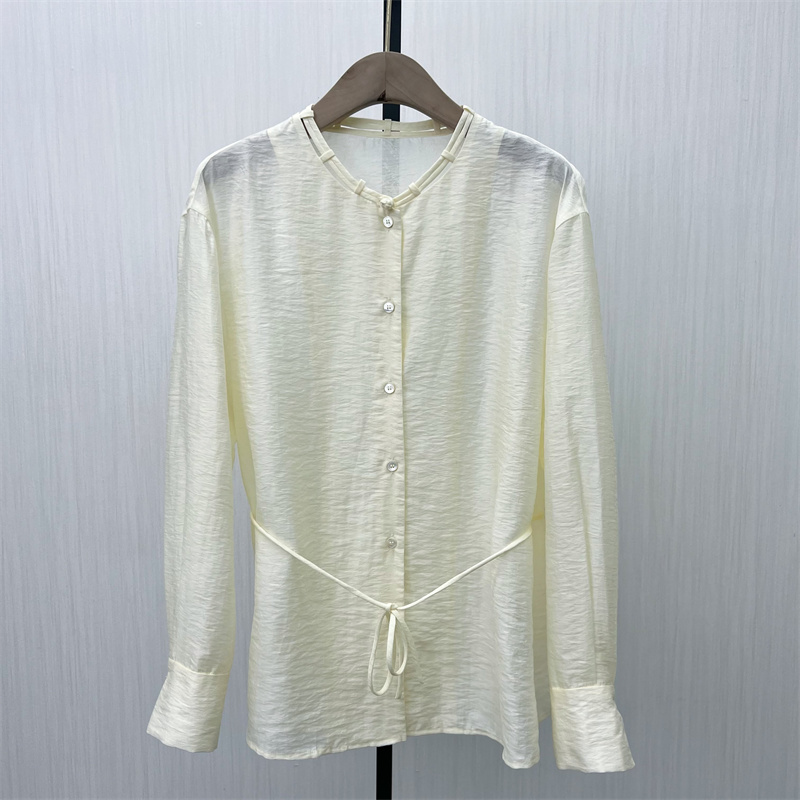 图●2025秋季新品 法式长袖衬衫女气质小众别致宽松打底上衣1670