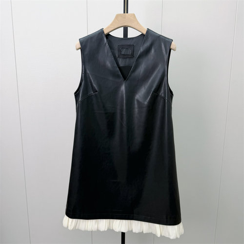 KA●2026冬季新品 无袖背心皮裙女气质优雅通勤a字连衣裙2031