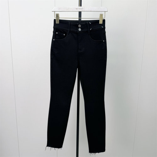 恩●2026冬季新品 磨毛小脚牛仔裤女高腰显瘦修身长裤铅笔裤775