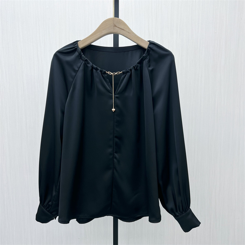 香●2025秋季新品 法式长袖衬衫女气质小众别致宽松打底上衣3198