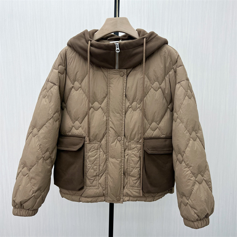 C●2025冬季新品 假两件羽绒服女宽松短款设计感拼接保暖外套9229