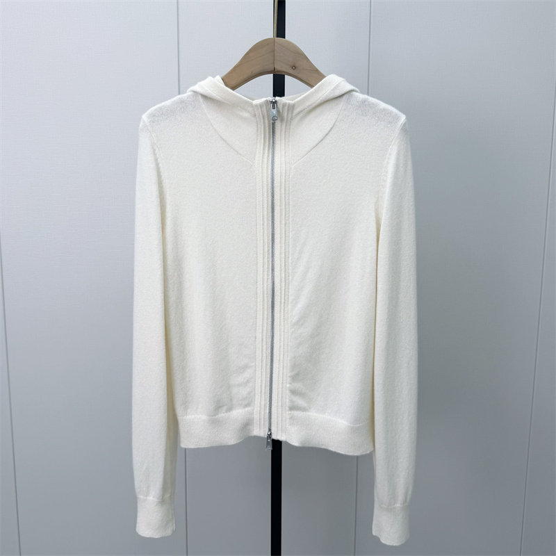 fei●2026冬季新品 绵羊毛开衫女简约修身显瘦拉链连帽针织衫8165