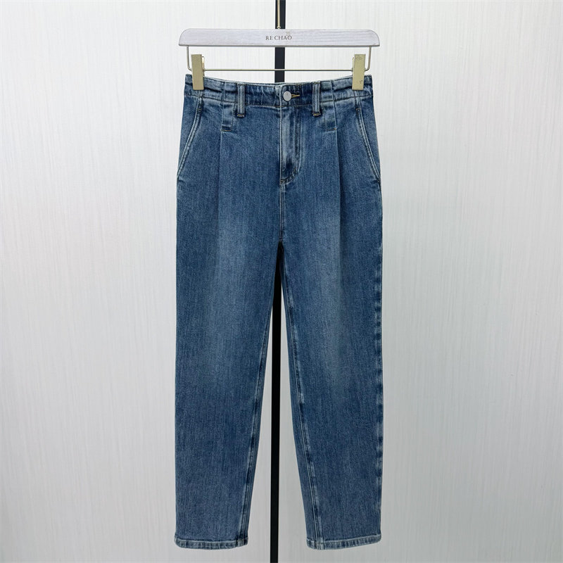 彩●2026春季新品 直筒牛仔裤女高腰显瘦休闲通勤长裤铅笔裤230
