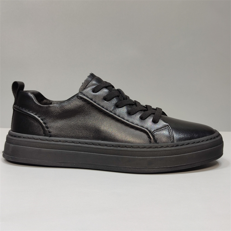 外贸广州纯牛皮高端男鞋清仓头层牛皮黑色休闲皮鞋透气百搭板鞋