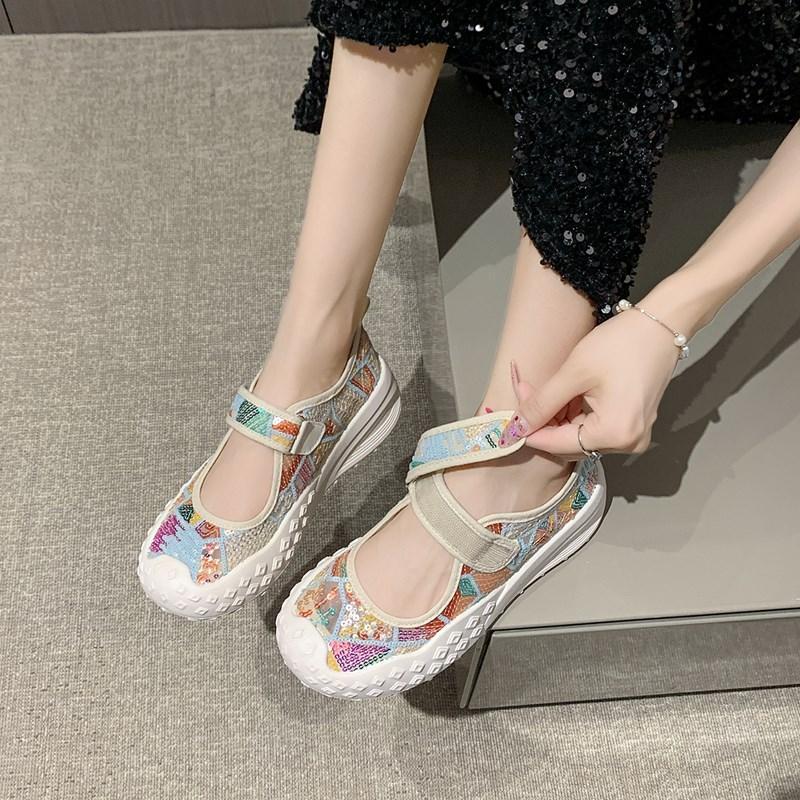 新款时尚百搭女鞋大码魔术贴休闲女凉鞋软底厚底包头一脚蹬乐福鞋