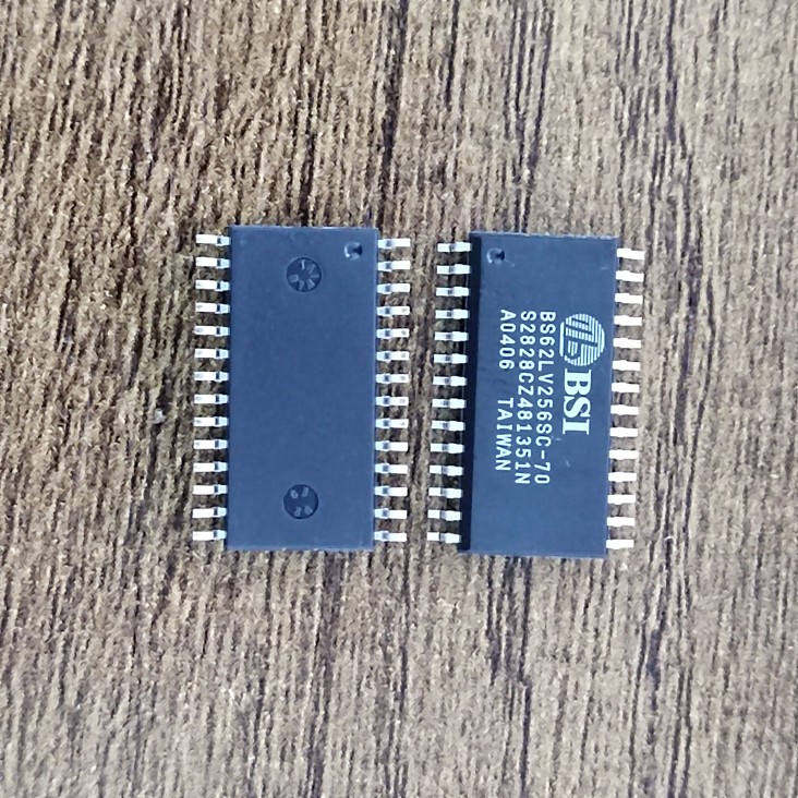 全新 BS62LV256SC-70 贴片 SOP-28 静态储存器256K