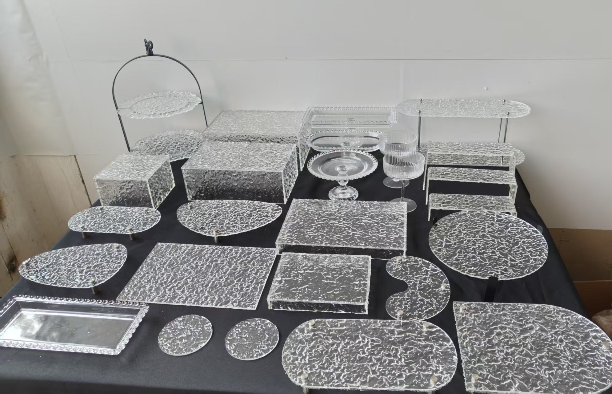 ins风亚克力水波纹甜品台摆件展示架生日蛋糕架子婚庆摆件茶歇摆图片