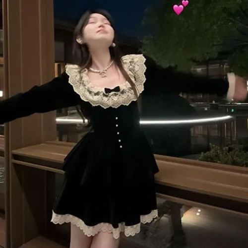 大码女装妹妹mm显瘦金丝绒设计感