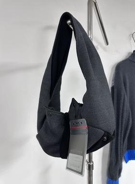 Kiko Kostadinov 手提包 Hecuba Handbag斜挎流浪包ins小众男女款