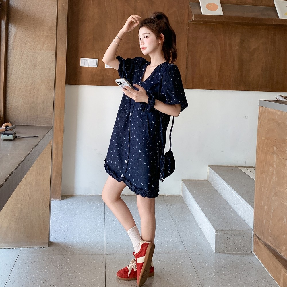 法式浪漫单排扣v领牛仔连衣裙女2025夏显瘦A字裙（送包包+发圈）,女装连衣裙,乔安迪