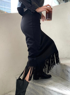 gagaopt2025秋季新款高腰包臀显瘦黑色半身裙性感流苏开叉中长裙