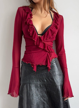 gagaopt氛围感浪漫红色V领荷叶边上衣纯欲风辣妹薄款喇叭袖罩衫春