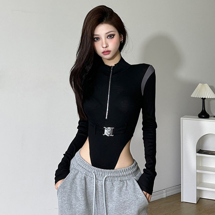 gagaopt自制新款书包扣漏腰舞蹈连体上衣女紧身显瘦长袖打底T恤冬