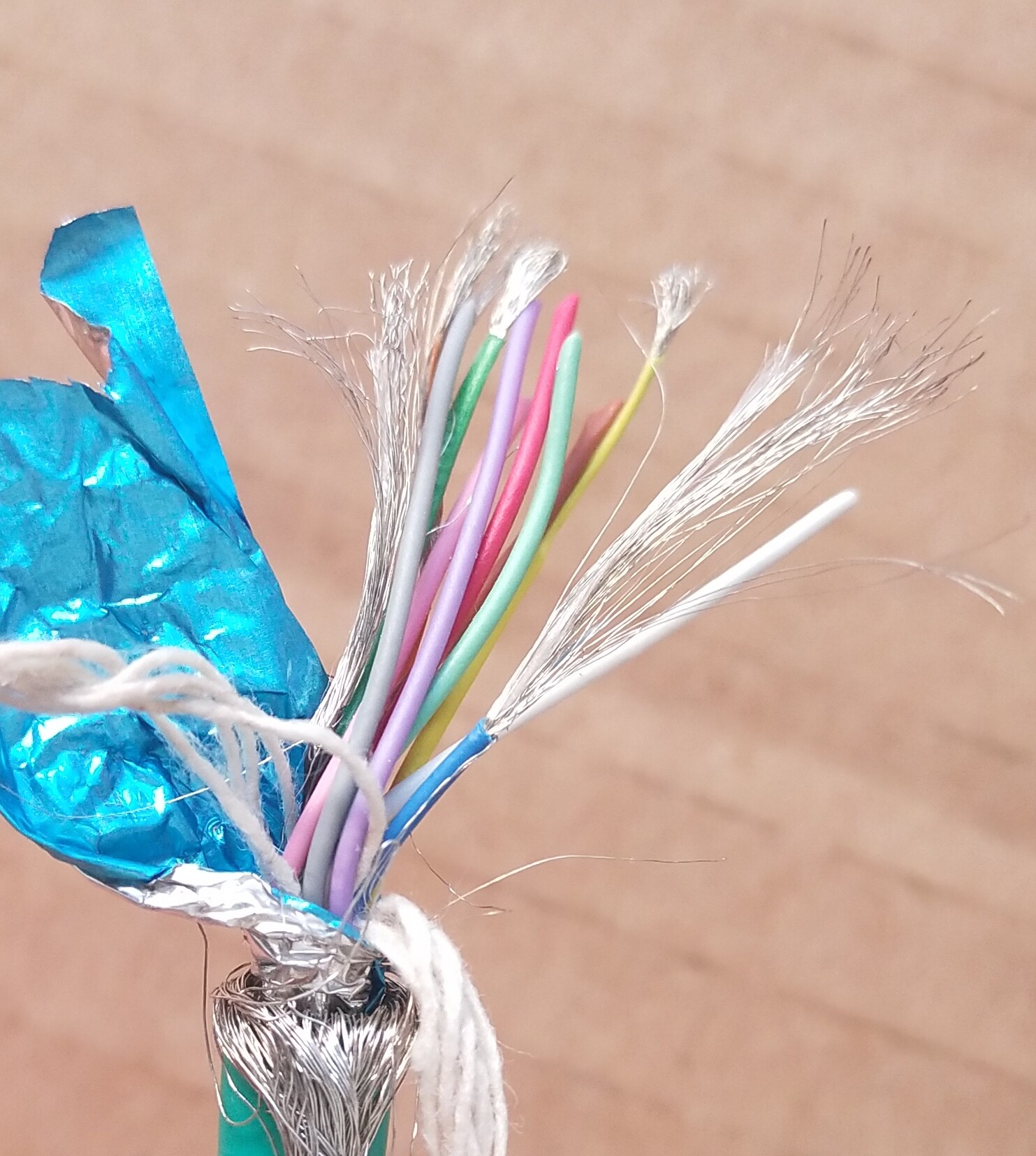 12芯编码器电缆百通RVVP