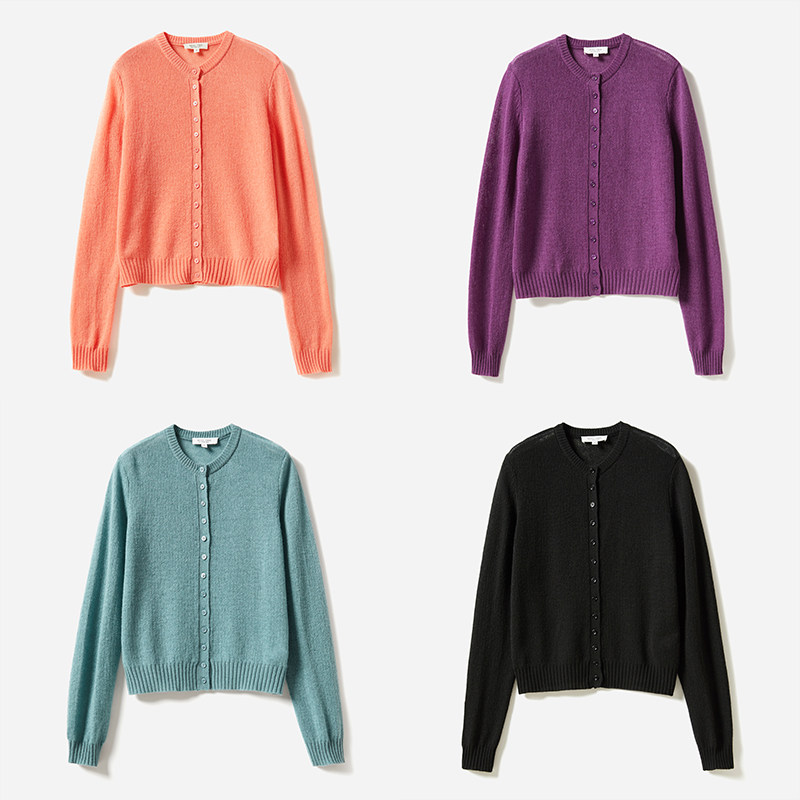 WZK06083 张弛有度意大利全羊绒轻盈蓬松云朵感圆领针织开衫女