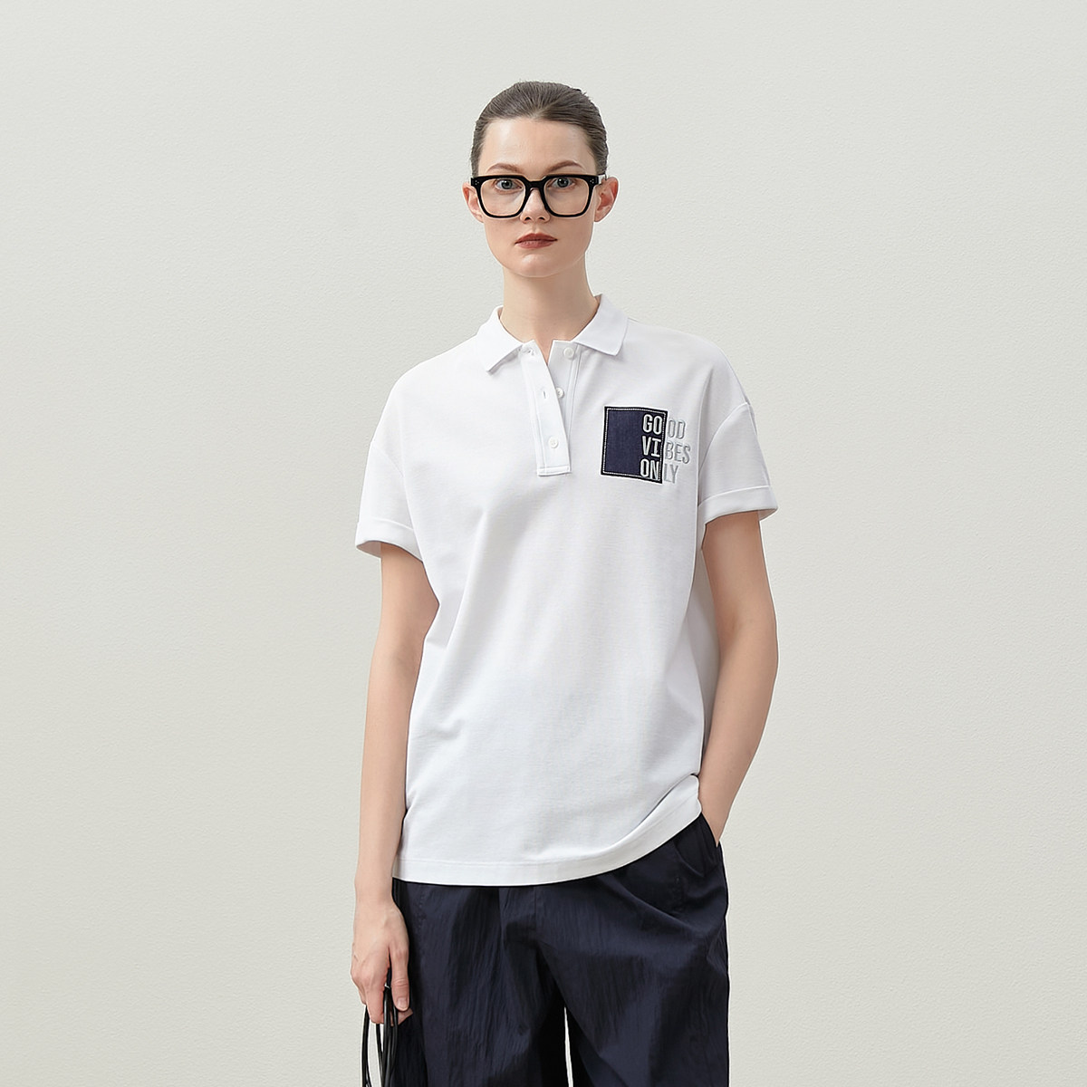 牛仔贴布珠地网眼POLO领T恤女
