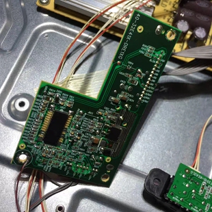 TCL L32F1550B L32F1510B恒流板背光板40-32E41X-DRE1X测试好