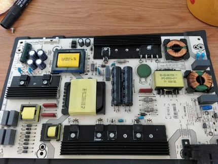 海信LED49M5600UC LED60K5500U原装电源板RSAG7.820.6905