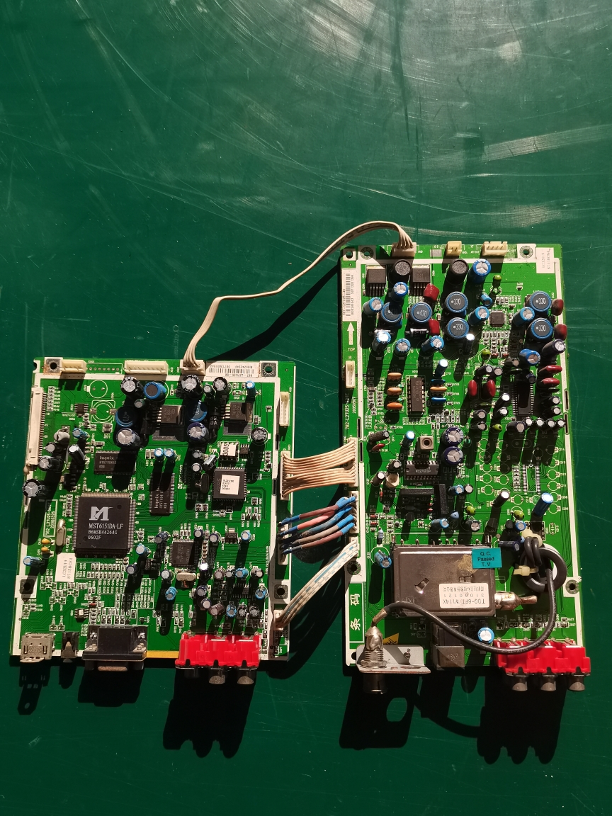 原装厦华LC32U19主板782.L27U25-56/40一套 配屏V320B1-L01