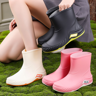 女雨鞋 中短筒防水鞋 新款 耐磨加厚套鞋 胶鞋 雨靴夏成人踩水胶鞋 时尚