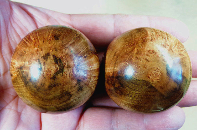 麻梨疙瘩  手球 手把件 摆件 鬼影 满花 4.5cm 收藏品  一物一拍