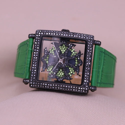 清仓鞠婧祎Davena时来运转方盘女手表水钻奢华Watch朋友礼物