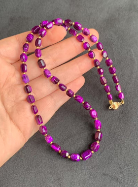 舒俱来项链，红丝绒色， 规格：5.6*8mm，15.63g，长度45cm