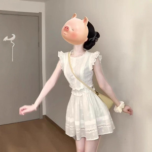 法式小飞袖白色连衣裙女2025夏季新款高级感气质收腰显瘦a字短裙