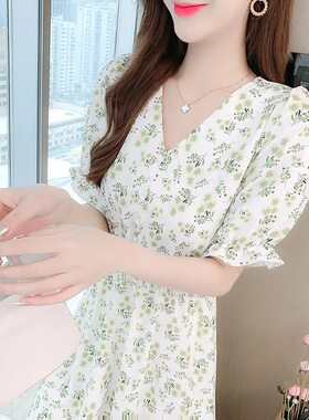 短袖雪纺连衣裙子女韩版夏季新款ins超仙学生V领森系碎花仙女长裙
