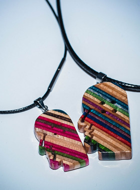 BOARDHEAD 滑板染色层吊坠