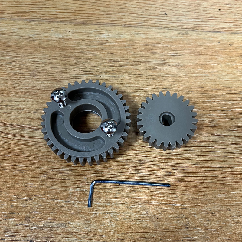 通用益芳优玛齿轮奶茶全自动封口机好帮手封口机电机收膜齿轮配件