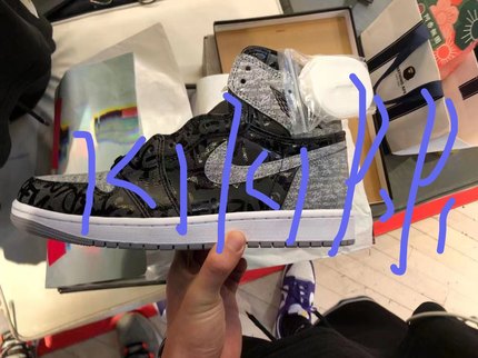 Air Jordan 1 Retro High OG AJ1 乔1新黑灰禁穿叛乱者555088-036