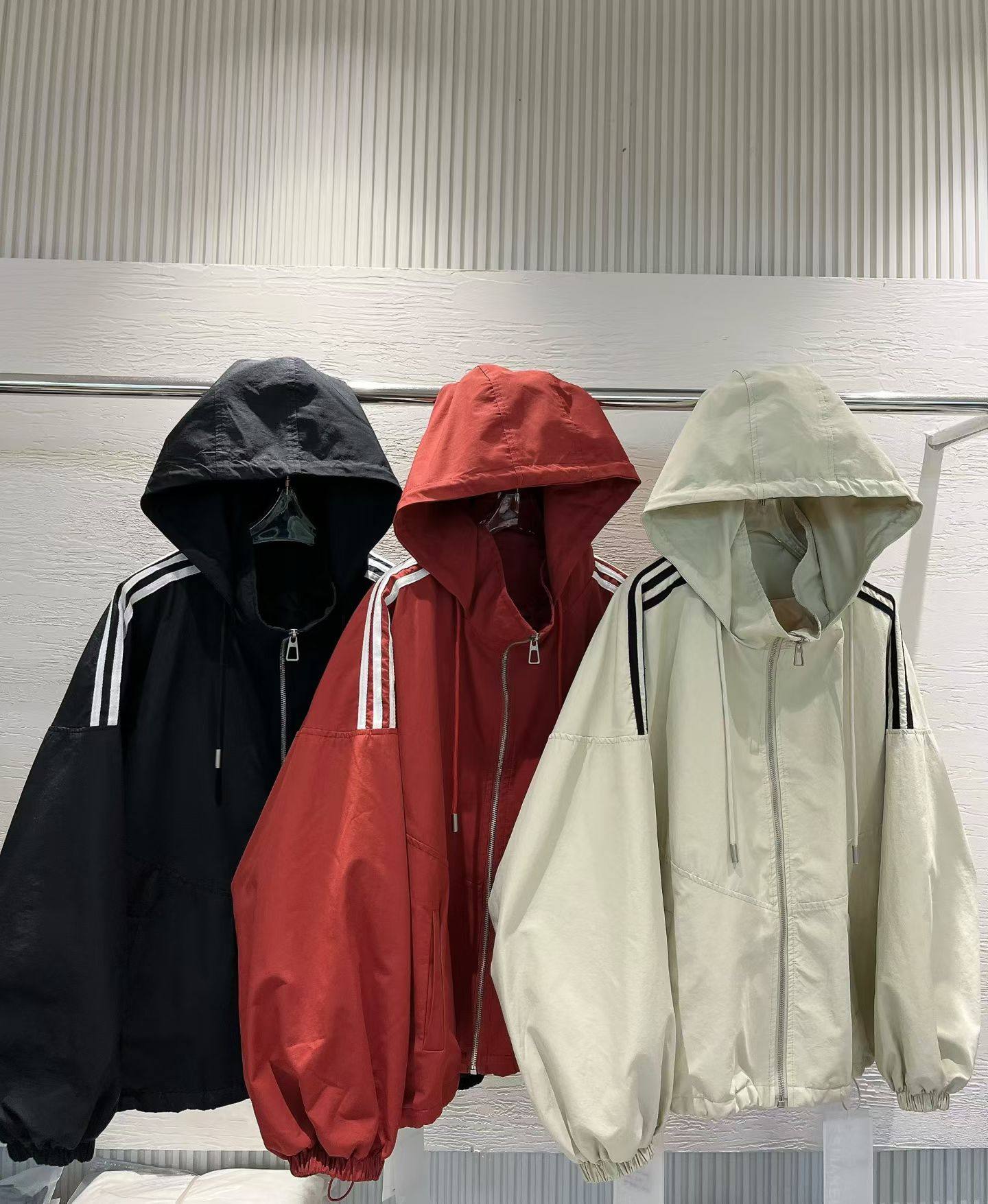 三条杠欧洲站新品韩系宽松加厚棉服短款外套连帽秋冬休闲开衫风衣